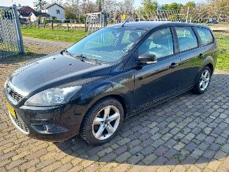 škoda osobní automobily Ford Focus 1.6 TDCI + apk 2010/9