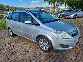 Coche accidentado Opel Zafira 7 persoons + apk 1.8 Temtation 2009/2
