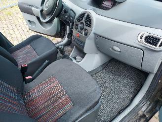 Renault Modus 1.2 +  Airco picture 8