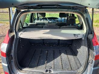 Renault Scenic 1.6 picture 5