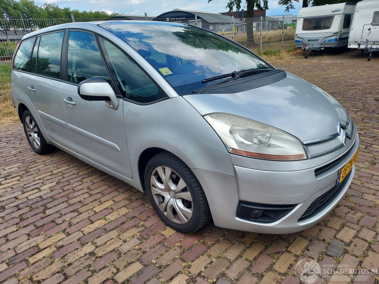 Citroën C4-picasso 1.8iAmbiance 7 persoons + Apk 500 euro minimum prijs