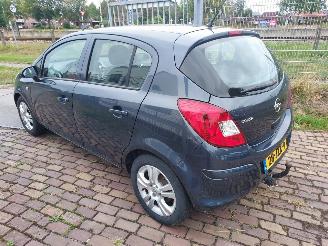 Opel Corsa 1.4 Enjoy  5 deurs picture 4