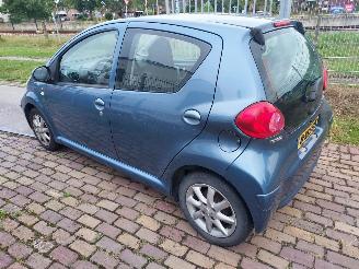 Toyota Aygo 5 deurs picture 4