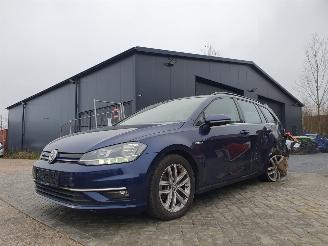 Voiture accidenté Volkswagen Golf Variant 2019/10