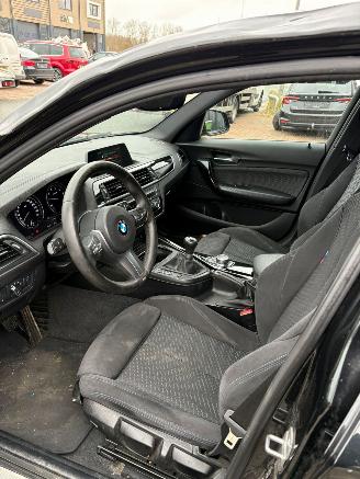 BMW 1-serie 118i picture 8
