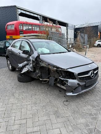 Mercedes  a160 picture 2
