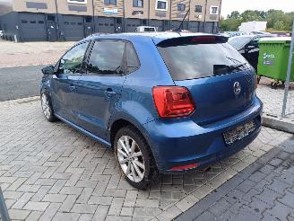 Volkswagen Polo 1.2 tsi met pano picture 4