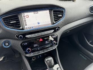 Hyundai Ioniq 1.6 Hybrid picture 16