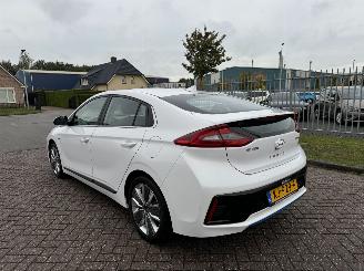 Hyundai Ioniq 1.6 Hybrid picture 3