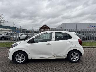 Kia Picanto 1.0  AIRCO Euro6 picture 2