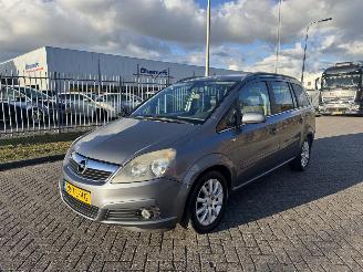 škoda osobní automobily Opel Zafira 1.6 77Kw 7-Persoons - Airco - Navi 2006/11