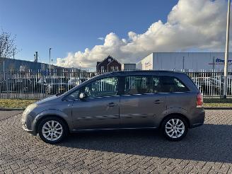 Opel Zafira 1.6 77Kw 7-Persoons - Airco - Navi picture 2