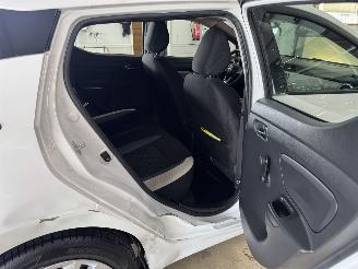 Nissan Micra 0.9 IG-T Acenta 66Kw AIRCO Euro6 picture 15