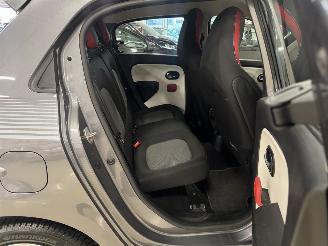 Renault Twingo 1.0 SCe Collection 52kw AIRCO picture 16