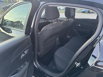 Peugeot e-208 EV Active Pack 50kWh  Clima - Navi picture 13