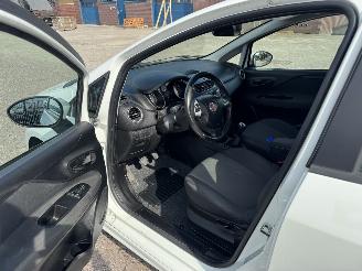 Fiat Punto Evo 1.3 M-Jet  AIRCO picture 8