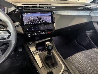 Peugeot 308 SW 1.2 PureTech Clima - Navi - Euro6 picture 18