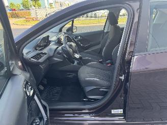 Peugeot 208 1.2 VTi 60Kw AIRCO picture 13