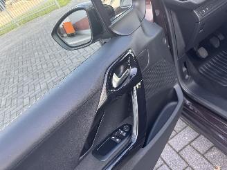 Peugeot 208 1.2 VTi 60Kw AIRCO picture 14