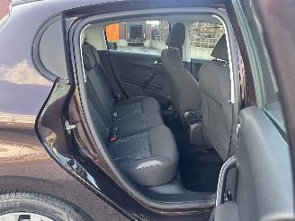 Peugeot 208 1.2 VTi 60Kw AIRCO picture 19