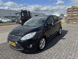 krockskadad bil auto Ford C-Max 92Kw Navi Clima 2013/7