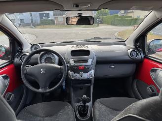 Peugeot 107 1.0 12V XS picture 12