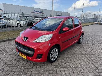 Peugeot 107 1.0 12V XS picture 4