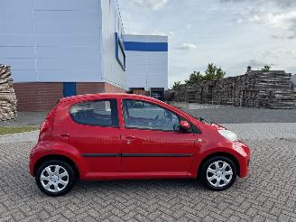 Peugeot 107 1.0 12V XS picture 2