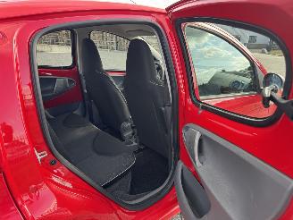Peugeot 107 1.0 12V XS picture 14