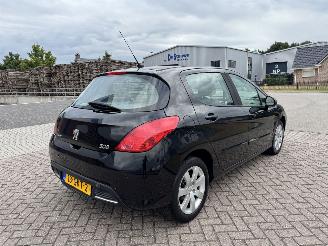 Peugeot 308 1.6 110kw Clima picture 6