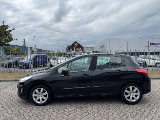 Peugeot 308 1.6 110kw Clima picture 2