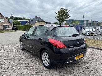 Peugeot 308 1.6 110kw Clima picture 3