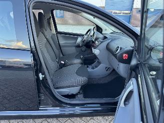 Toyota Aygo 1.0 12V 50kw AIRCO picture 20