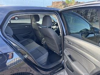 Volkswagen Golf 1.5 TSI 110kw Clima - Navi picture 17