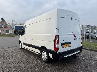 Renault Master 2.3 DCI L2-H2 Navi - Airco - Euro6 picture 3