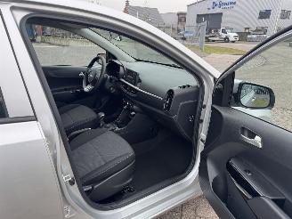 Kia Picanto 1.0  AUTOMAAT  26.000KM!! picture 15