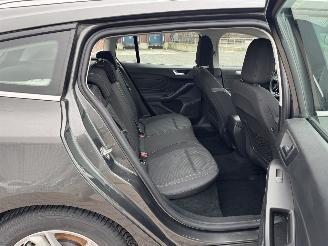 Ford Focus 1.0 EcoBoost 74Kw picture 15