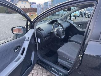 Toyota Yaris 1.3 VVTi 74kw AIRCO picture 9