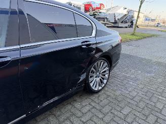 BMW 7-serie 740d xDrive High EXE picture 8