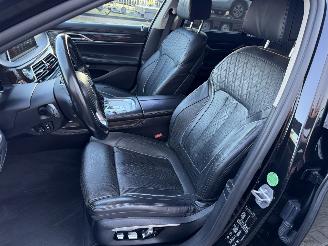 BMW 7-serie 740d xDrive High EXE picture 14