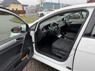 Volkswagen Golf 1.4 TGI 81Kw Clima - Navi picture 12