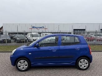 Kia Picanto 1.0 45Kw picture 2