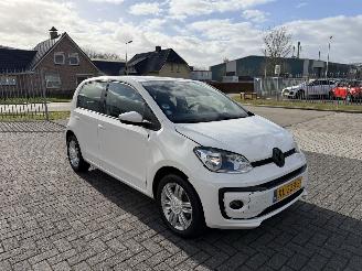 Volkswagen Up! 1.0 High Up AUTOMAAT picture 4