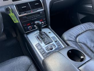 Audi Q7 4.2 V8 quattro 5+2 picture 17