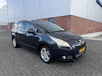Unfallwagen Peugeot 5008 1.6 AUTOMAAT 7-Persoons 2011/11