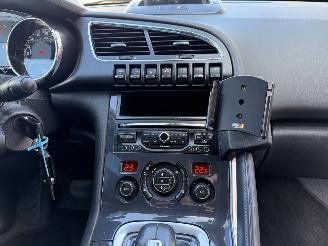 Peugeot 3008 2.0 HDI Hybrid4  Clima - Navi picture 22
