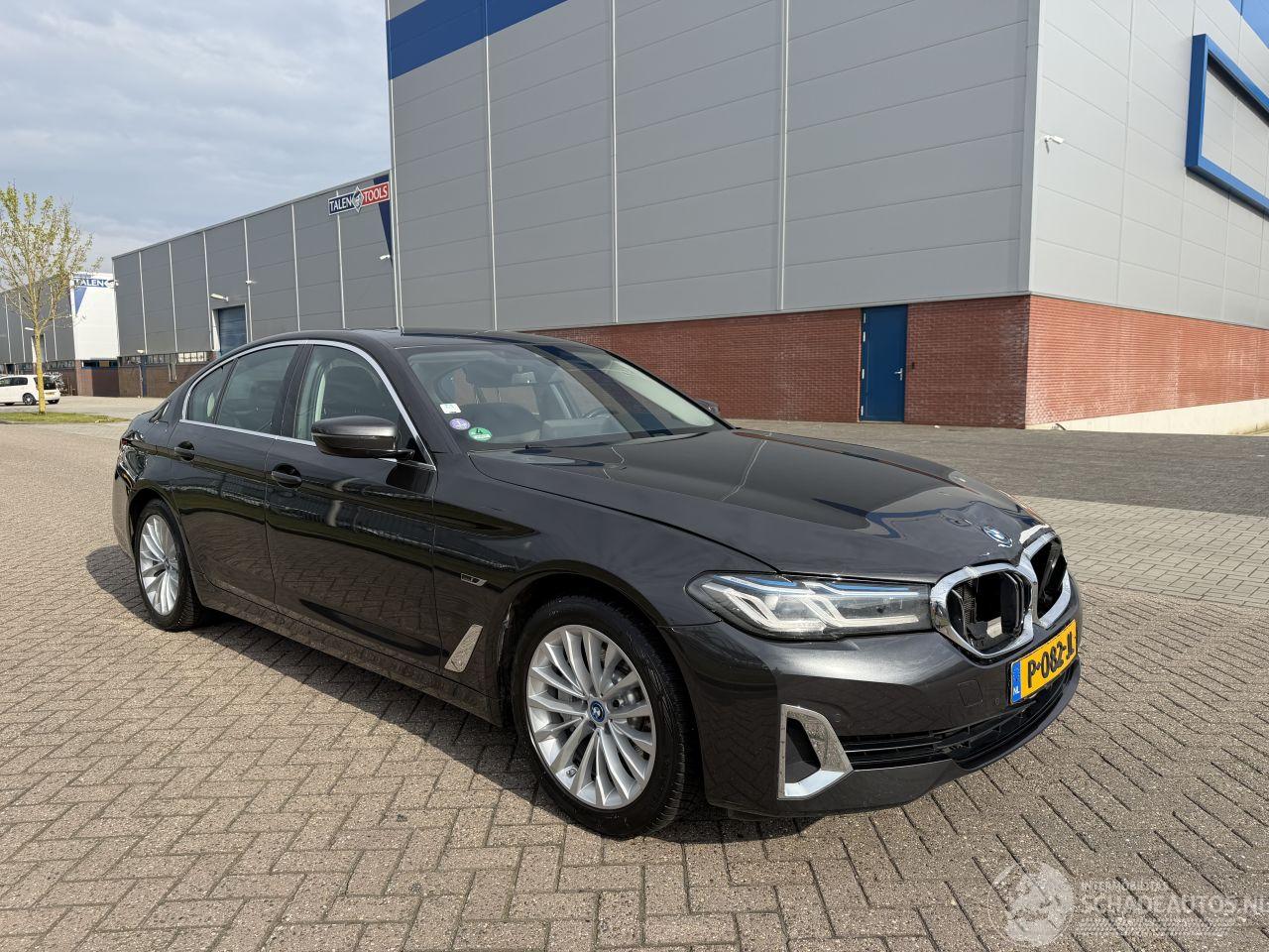 BMW 5-serie 520e Plug-In Hybrid