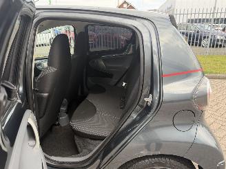 Toyota Aygo 1.0 50Kw AIRCO picture 14