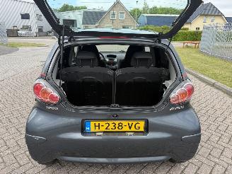 Toyota Aygo 1.0 50Kw AIRCO picture 16