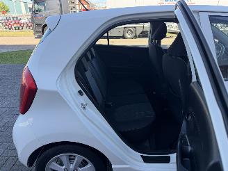 Kia Picanto 1.2 CVVT 63Kw  AIRCO picture 18